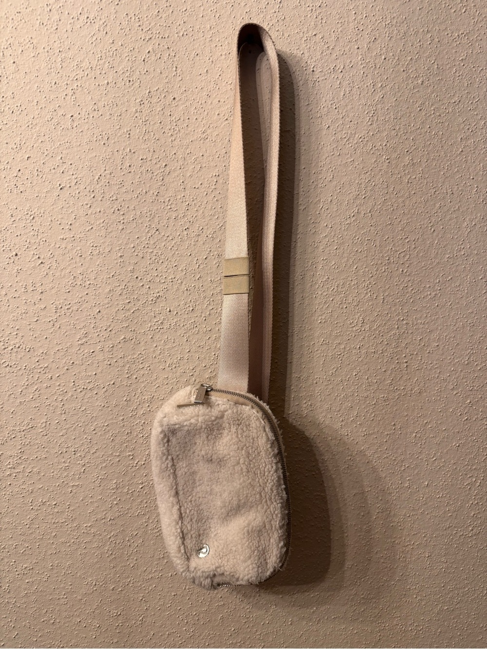 Lululemon Cream Belt Bag Fuzzy Exterior